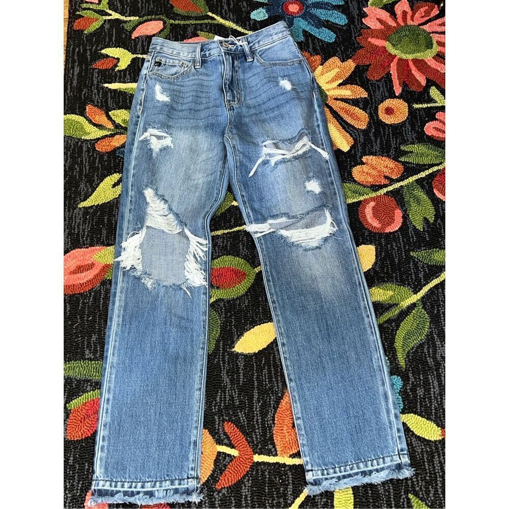 Kancan NWT Wide Leg Distressed Denim Jeans 1/24